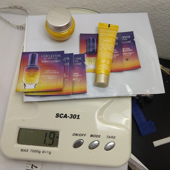 L'occitane Divine Creme & Foaming Cleansing Cream X 2+ Reset serum samples NEW - Picture 4 of 4